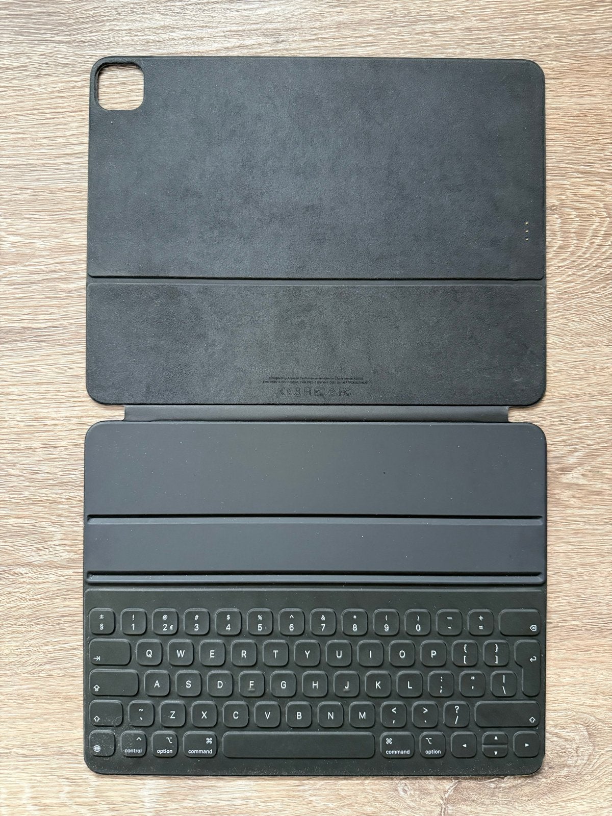 Apple Smart Keyboard Folio voor iPad Pro, Computers en Software, Apple iPads, Ophalen, Zwart, 12 inch, Zo goed als nieuw