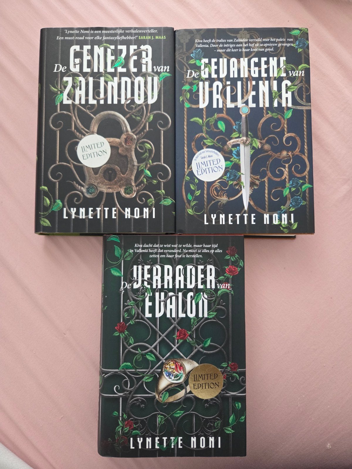 De Genezer van Zalindov Trilogie - Lynette Noni, Ophalen of Verzenden, Zo goed als nieuw, Lynette Noni