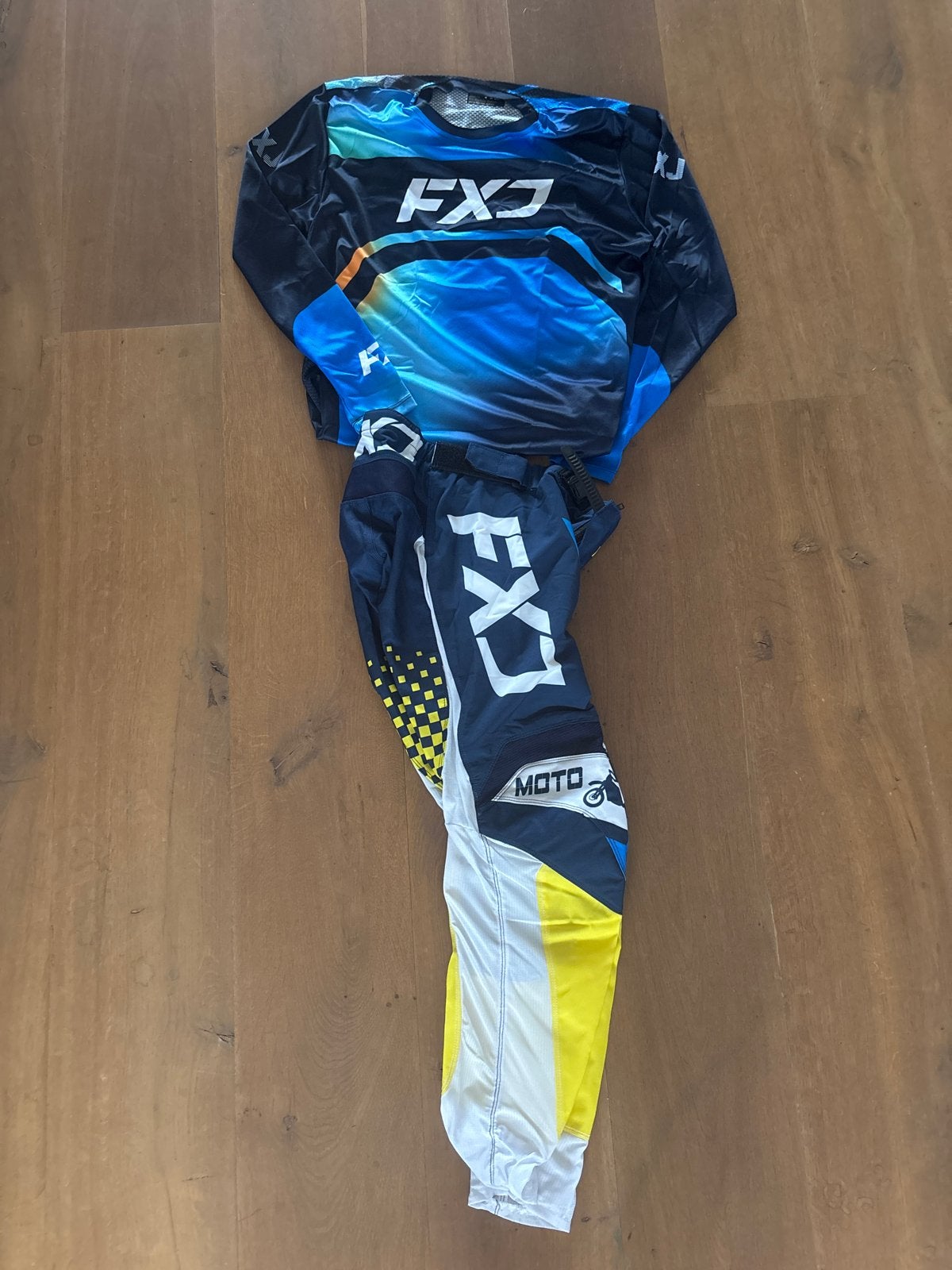 NIEUW FXJ Motorcross Pak Kind Maat M (164/170) Broek Maat 32, Ophalen of Verzenden, Tweedehands, Kinderen, Motorcrosskleding