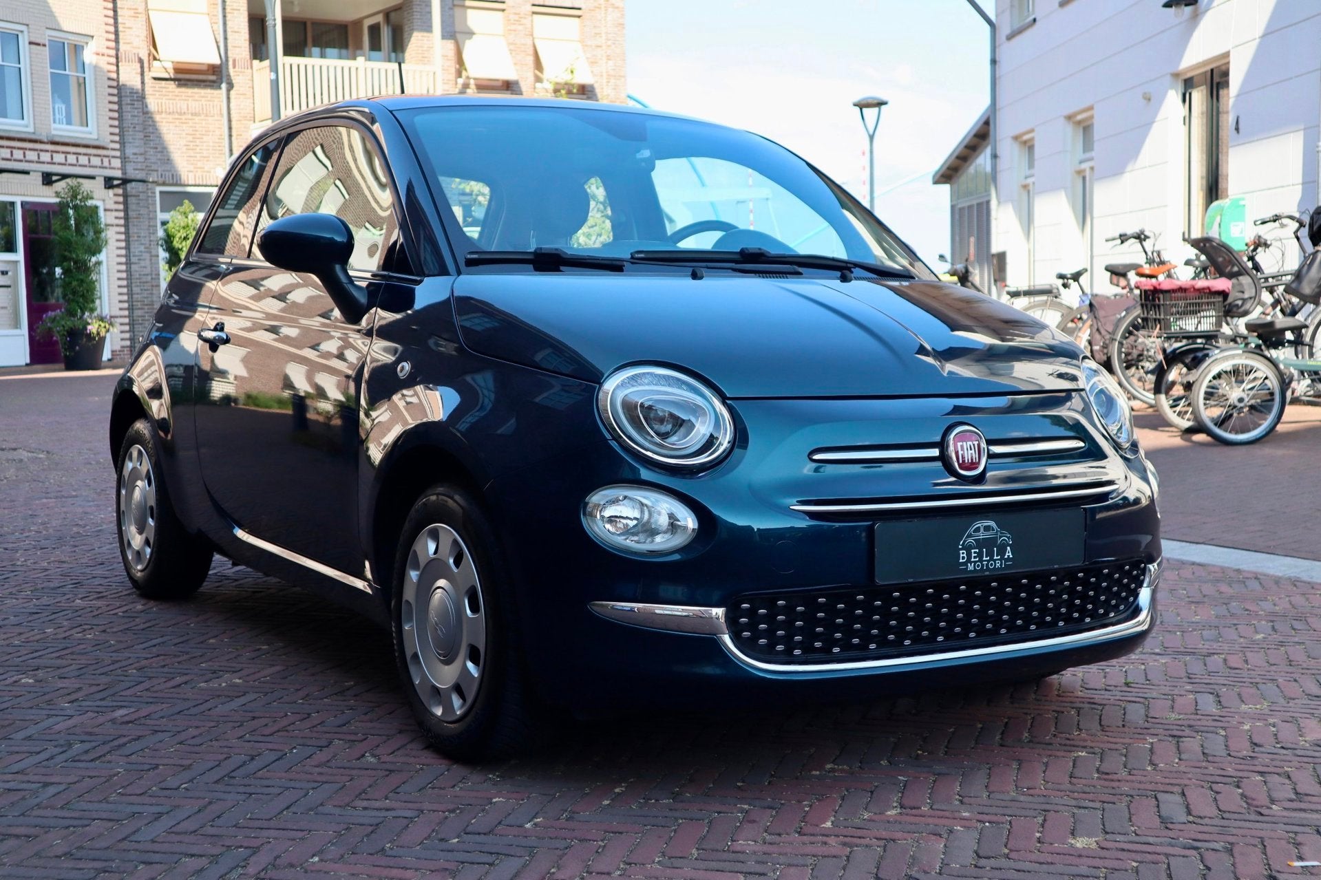Fiat 500 1.2 Lounge | RIJKLAARPRIJS | Panoramadak | Cruise c, Voorwielaandrijving, Gebruikt, 4 cilinders, Leder en Stof