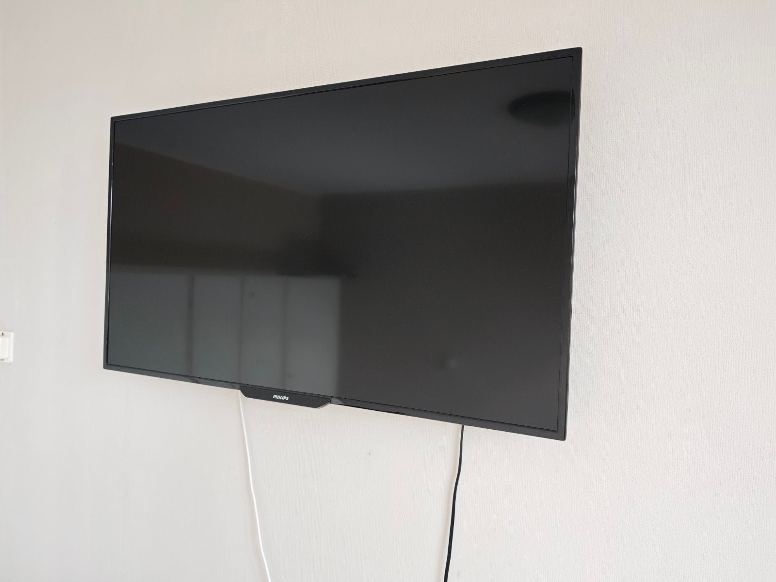 Philips 40 inch LED TV met Hama beugel, Ophalen, 100 cm of meer, 50 Hz, Philips