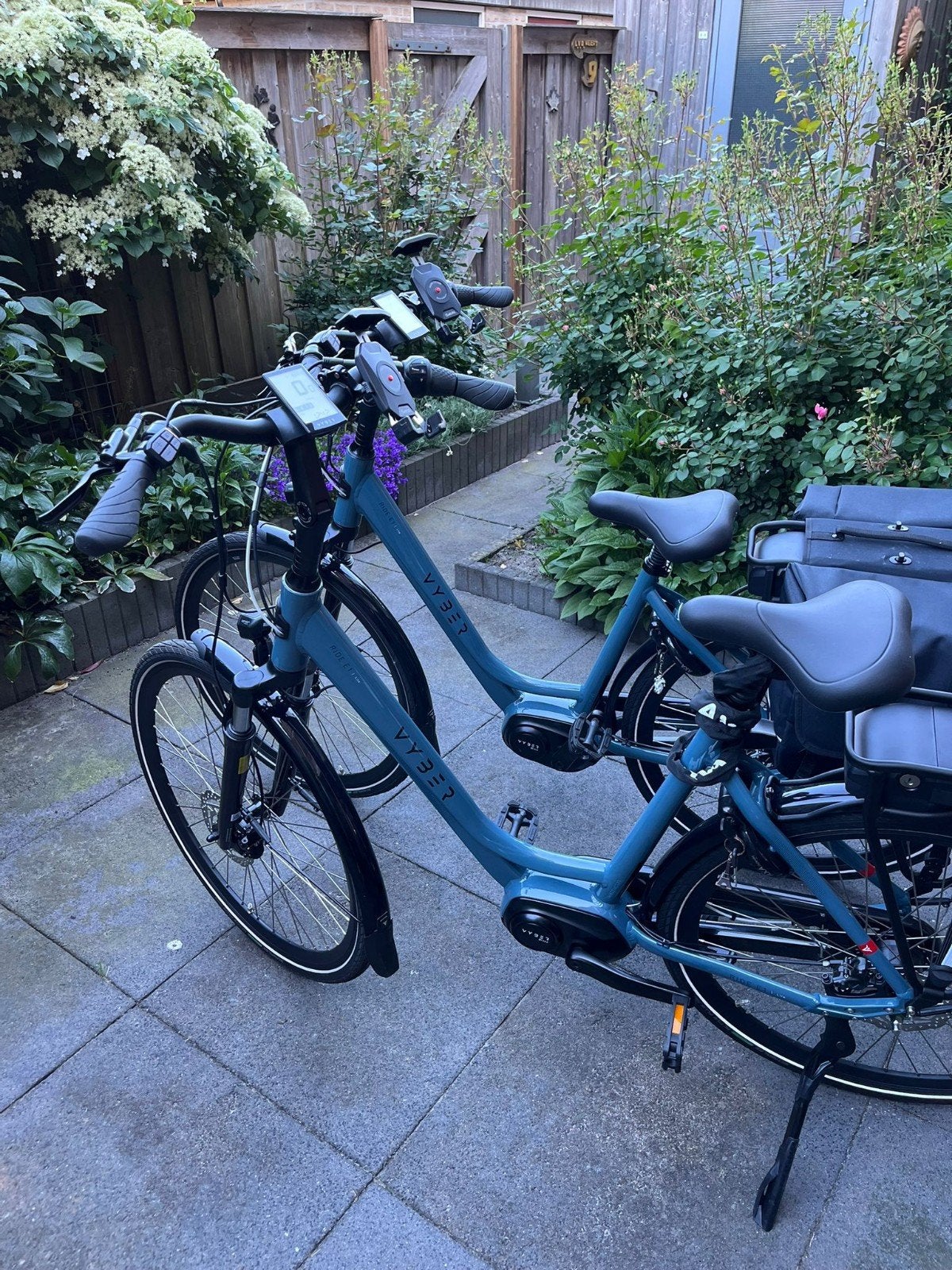 2 Mooie blauwe Vyber electrische fietsen uit 2024., Zo goed als nieuw, 51 tot 55 cm, 50 km per accu of meer, Ophalen