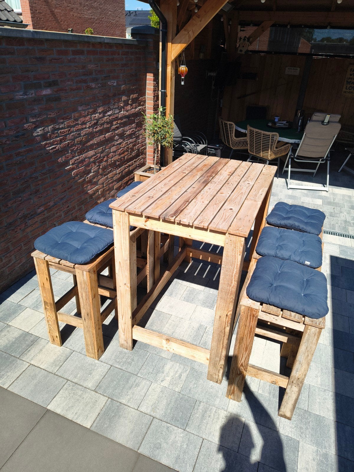 bartafel met 6 krukken en kussens, Tuin en Terras, Ophalen, Gebruikt, 6 zitplaatsen, Tuinset