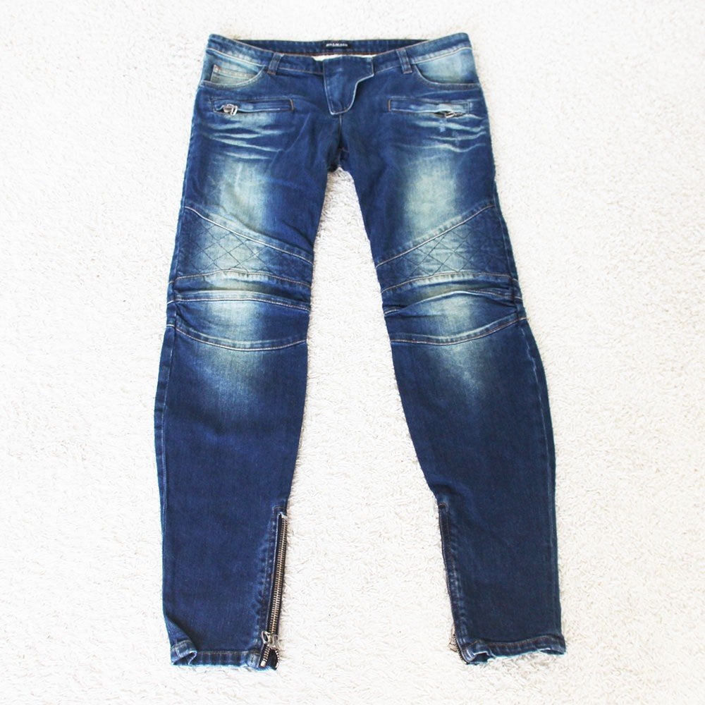 Zeer Mooie Balmain Spijkerbroek - 102 (M) €145,-, Blauw, Ophalen of Verzenden, Zo goed als nieuw, W30 - W32 (confectie 38/40)