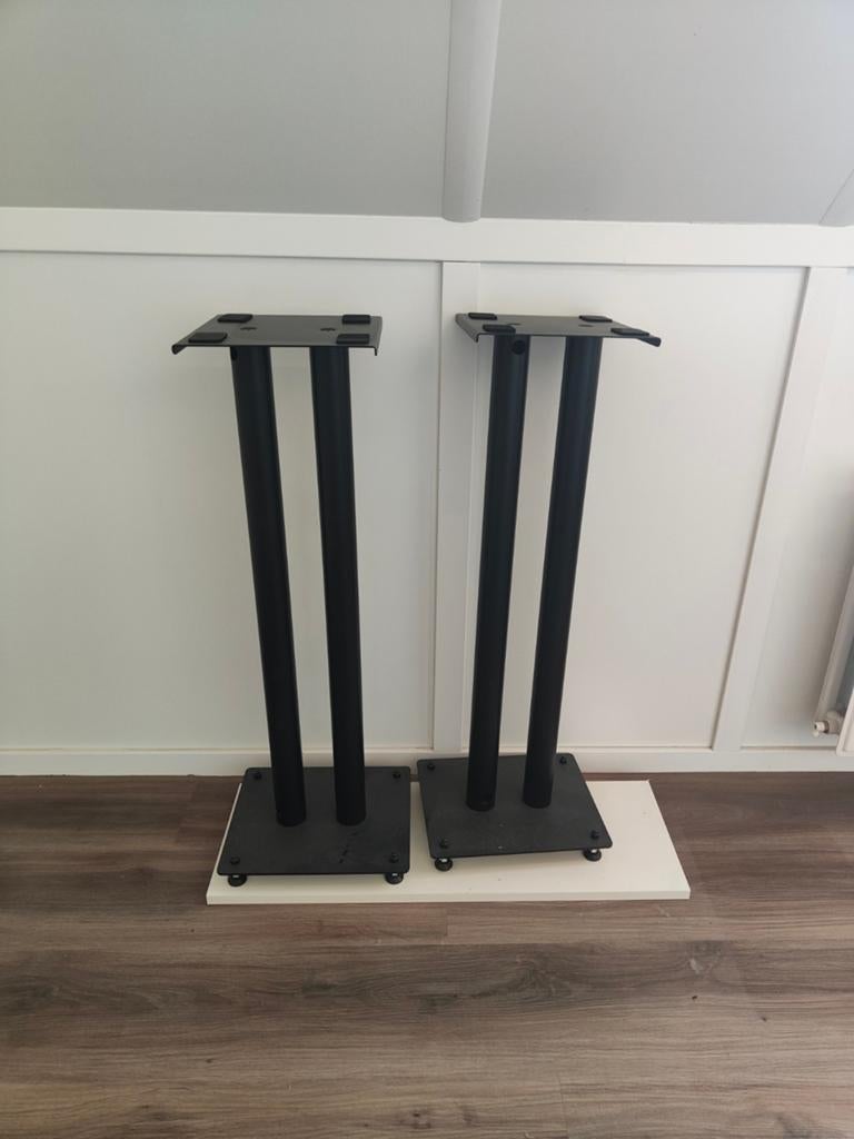 Millenium BS-1208 speakerstand 2x, Muziek en Instrumenten, Standaards, Ophalen, Zo goed als nieuw