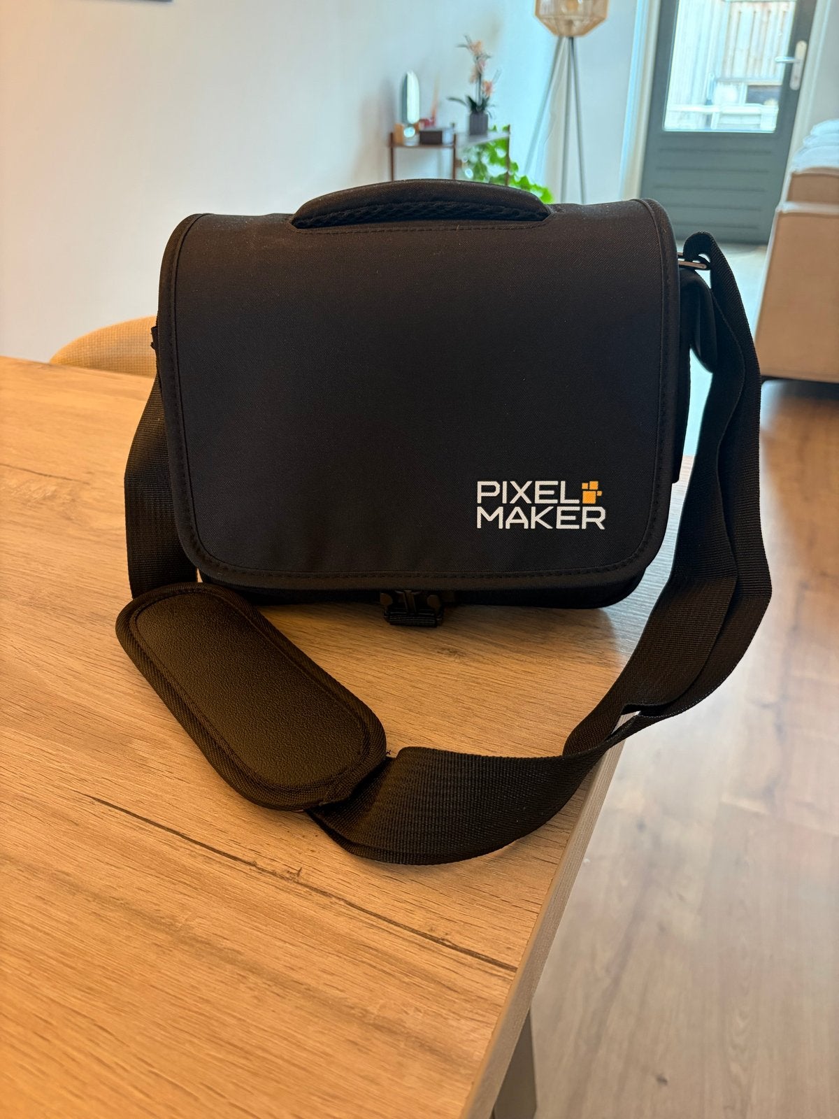Pixel Maker Zwarte Schoudertas voor Camera, Overige merken, Schouderband, Nieuw, Ophalen of Verzenden