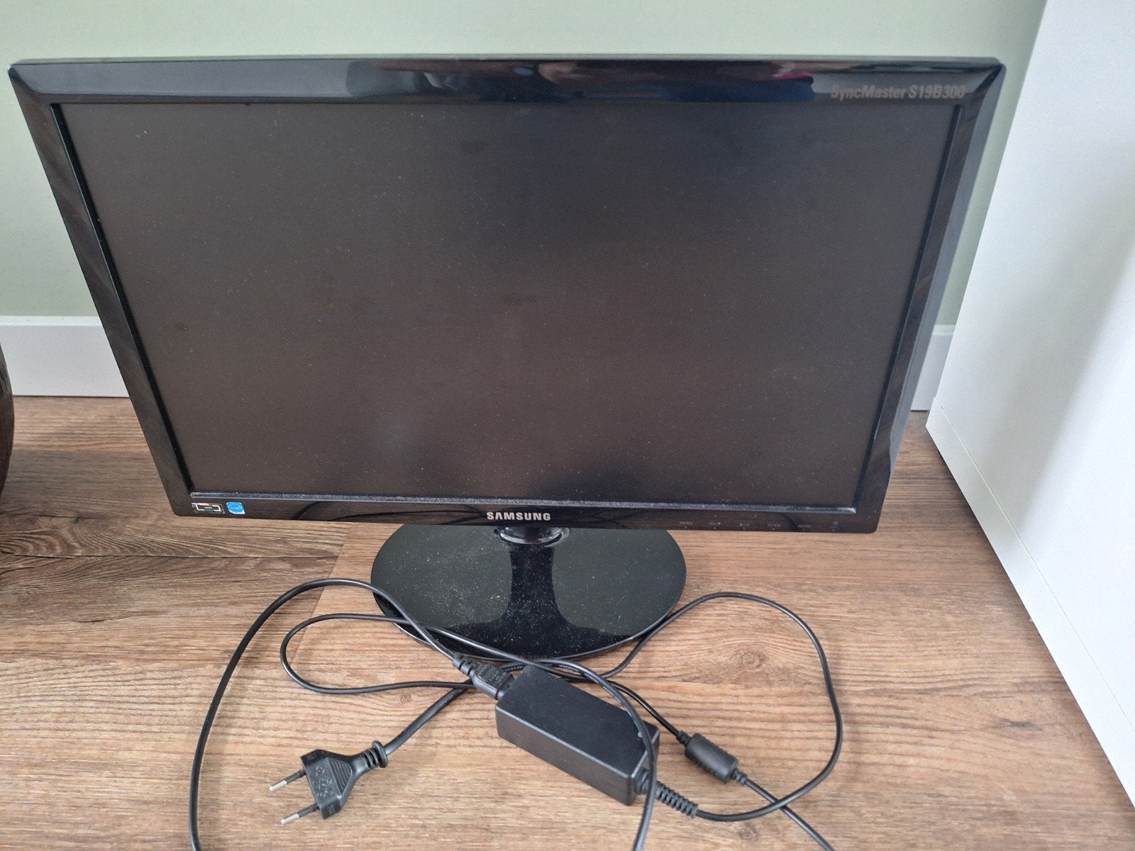 Samsung SyncMaster S19B300 Monitor - Uitstekende Staat, Computers en Software, Monitoren, HD, Ophalen of Verzenden, Zo goed als nieuw