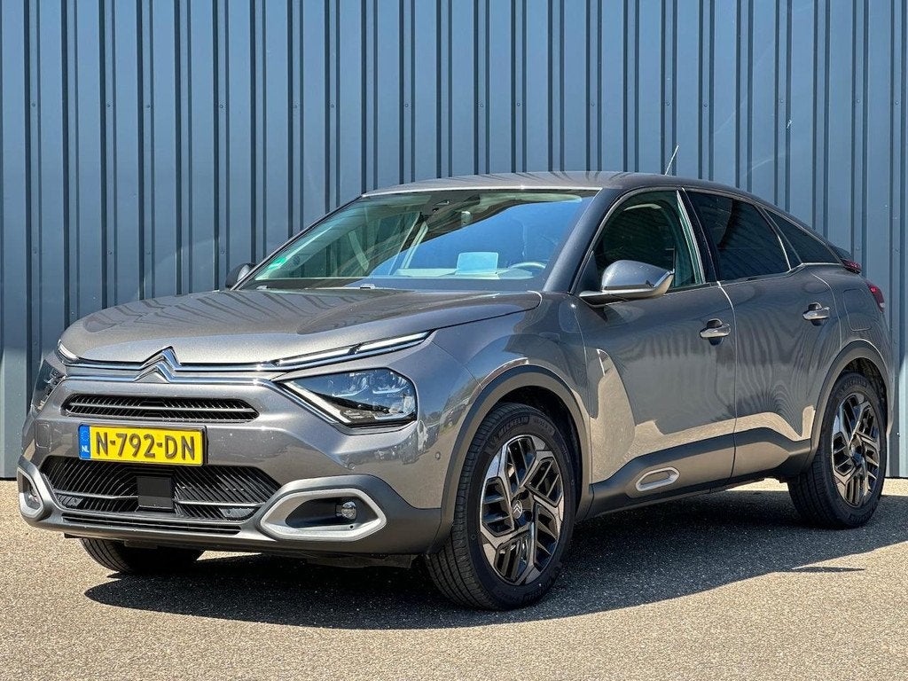 Citroën C4 1.2 Turbo Shine | Trekhaak 1200KG | Stoel/Stuur/, Gebruikt, 1199 cc, Leder, Bedrijf