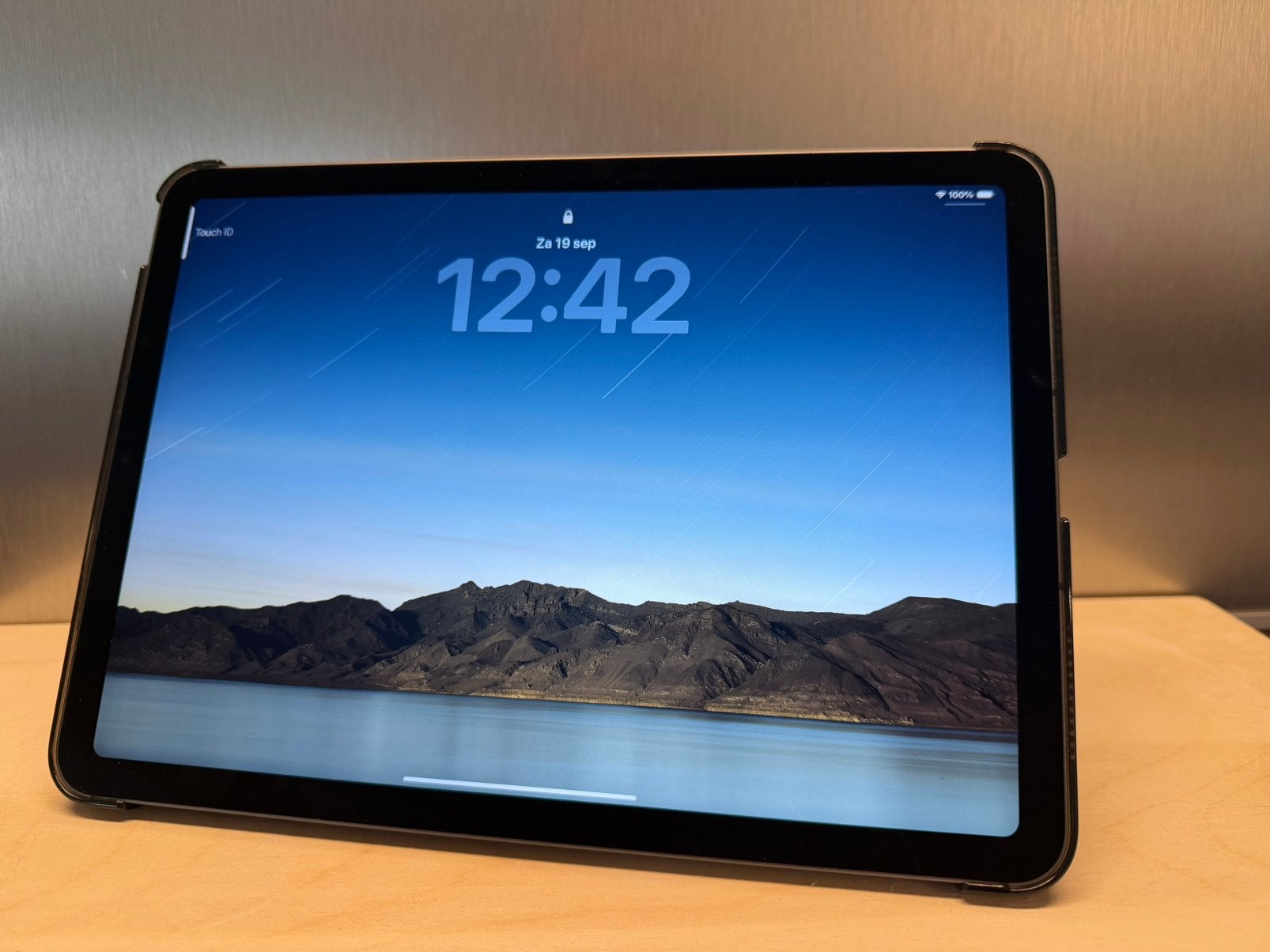 iPad Air 256 GB - Zo Goed Als Nieuw - Gratis Cover, Computers en Software, Ophalen of Verzenden, Zo goed als nieuw, 11 inch, Apple iPad