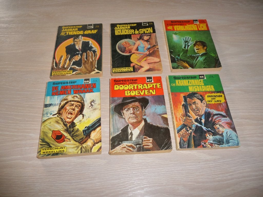 10 spannende strips 6 x  superstrip en 2 x  maxi strip, Meerdere stripboeken, Ophalen of Verzenden