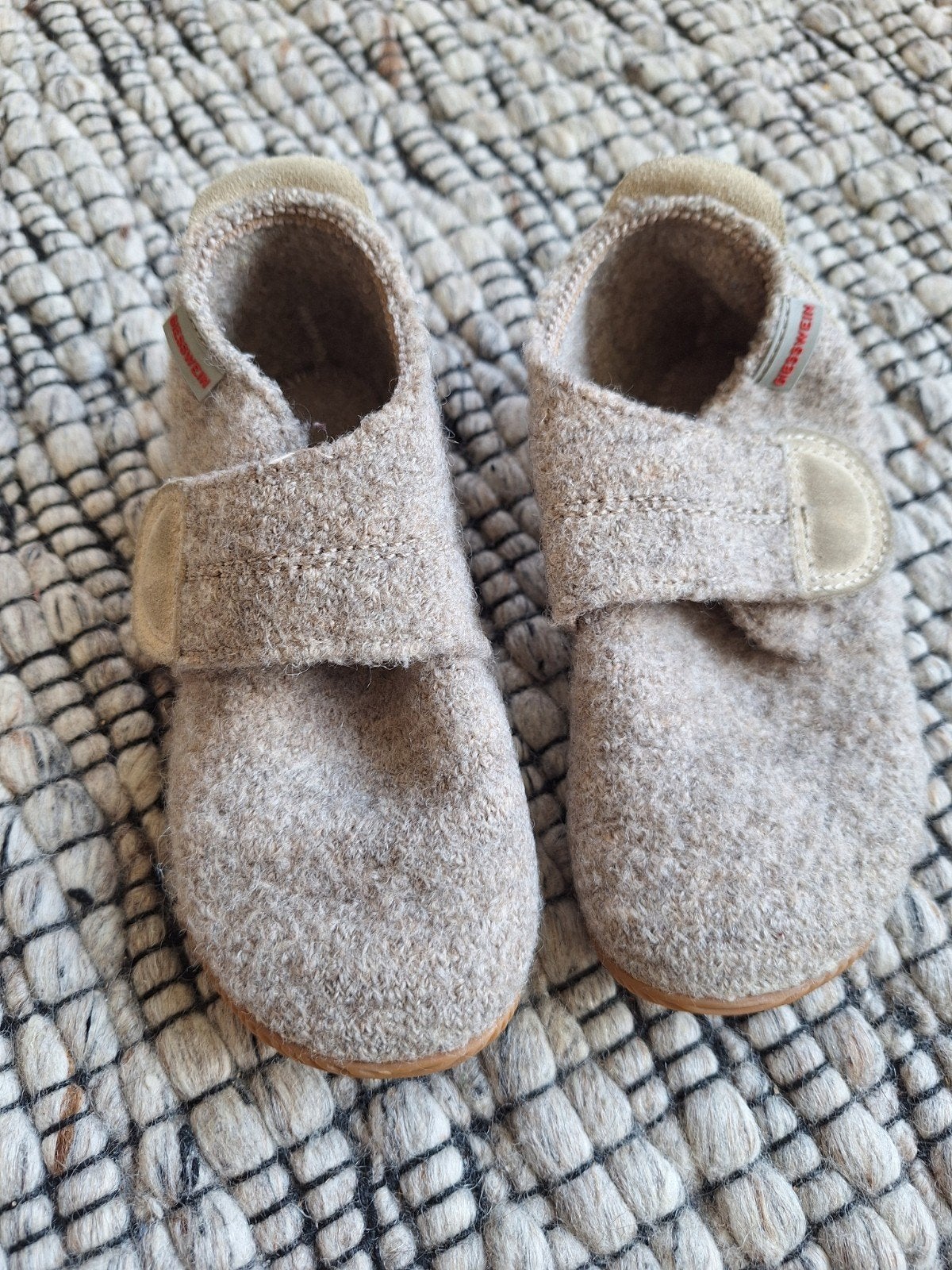 Giesswein pantoffels maat 28, Ophalen of Verzenden, Zo goed als nieuw, Giesswein, Jongen of Meisje