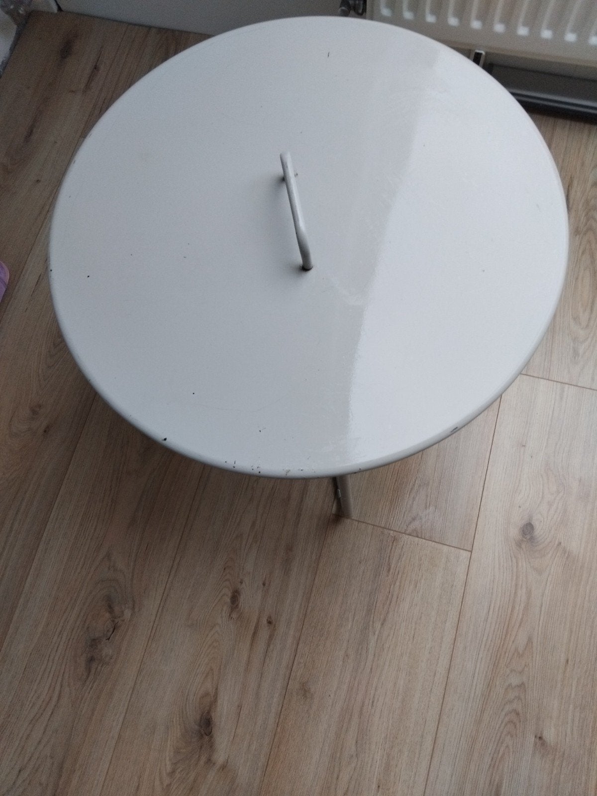 bijzettafel, Ophalen, Rond