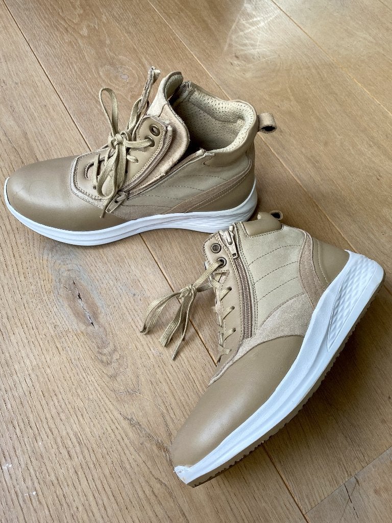 schoenen (diabetes) MyFoot, Ophalen, Beige, Sneakers of Gympen, Zo goed als nieuw