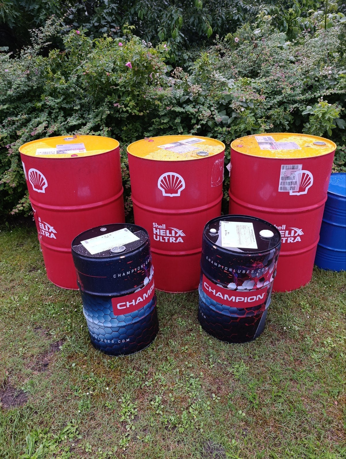 Lege metalen olievaten – Shell & Champion, Tuin en Terras, Ophalen