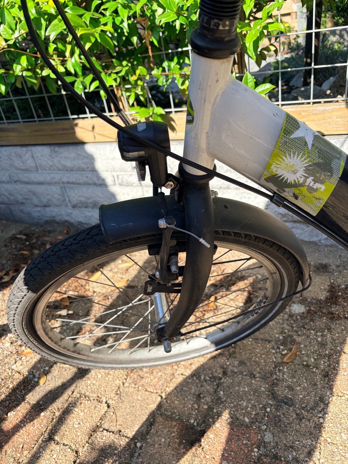 Foto 7 van Jump4Fun kinderfiets 20 inch met terugtraprem en handremmen