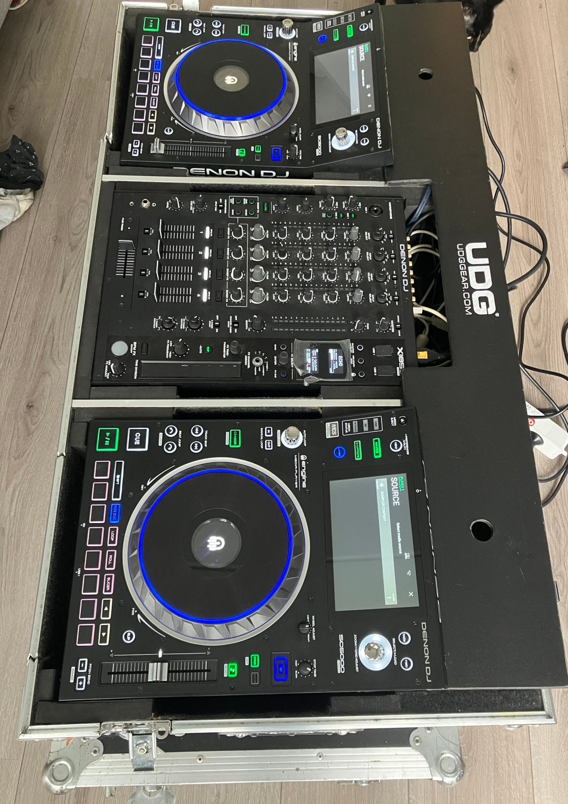 Aangeboden  in goede staat dj set denon, Ophalen, Zo goed als nieuw, Denon