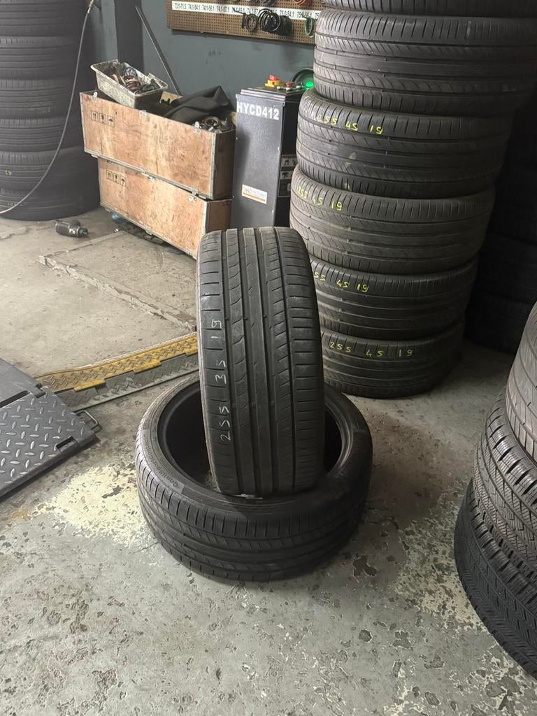 255-35-19 2553519 CONTİNENTAL 5,5mm (inclusief monteren), Auto-onderdelen, Banden en Velgen, Gebruikt, 255 mm, Band(en), Zomerbanden