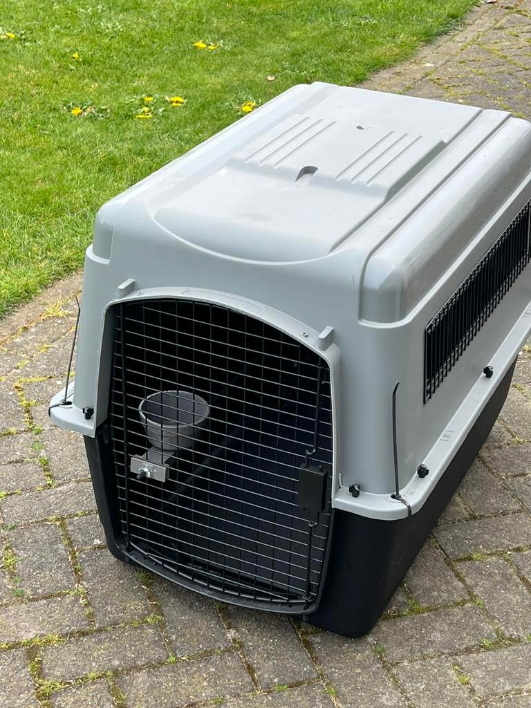 Vari kennel Ultra 2 maten te koop, Ophalen of Verzenden, Zo goed als nieuw