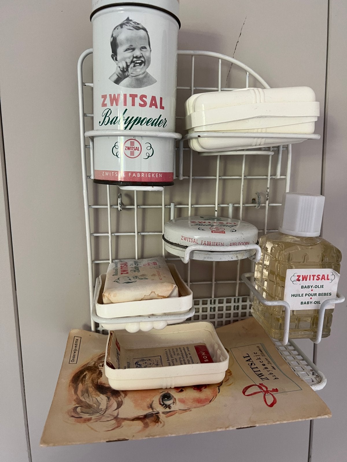 Vintage Zwitsal verzameling met rekje en ongebruikte product, Ophalen, Zo goed als nieuw