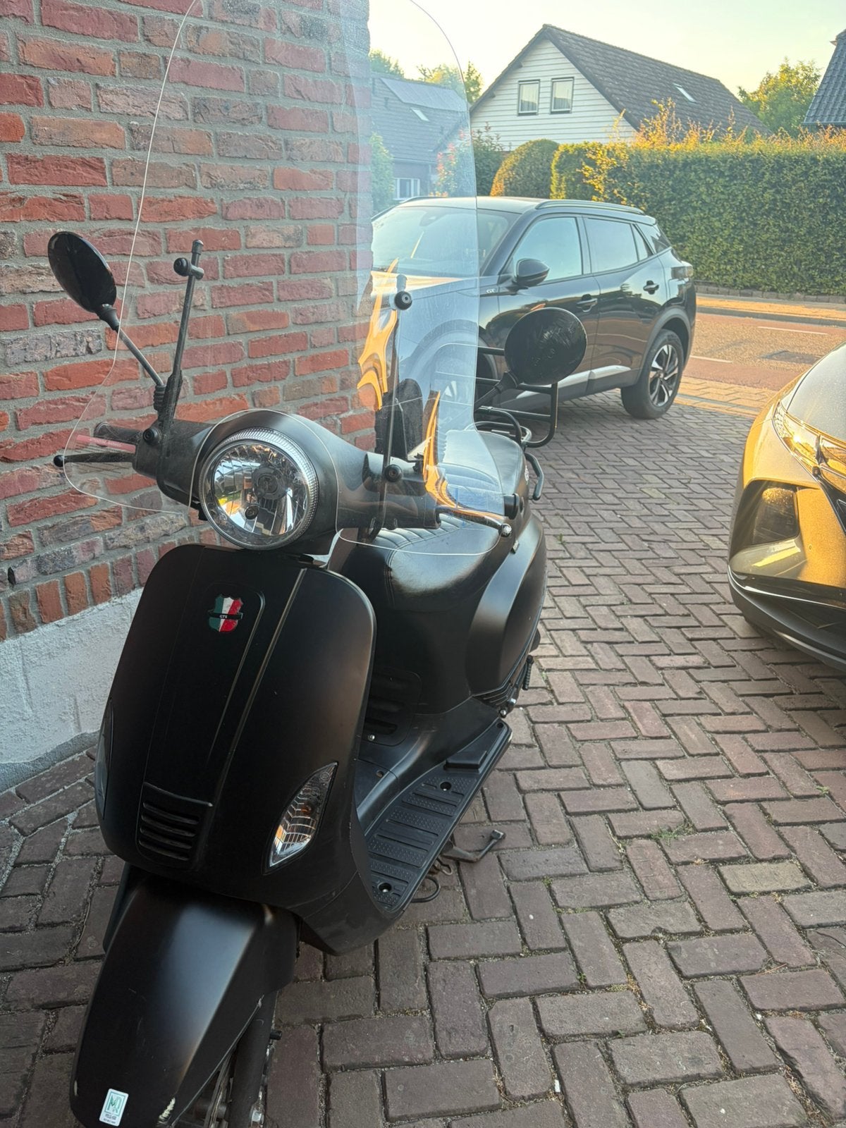 Scooter met gebruikssporen, Fietsen en Brommers, Ophalen, Gebruikt, Overige modellen, Benzine