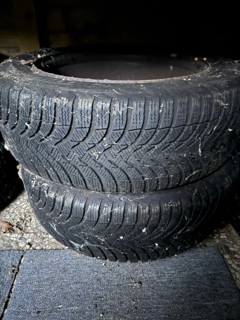 Winterbanden Renault Megane  incl. velgen, Ophalen, Gebruikt, 16 inch, Banden en Velgen