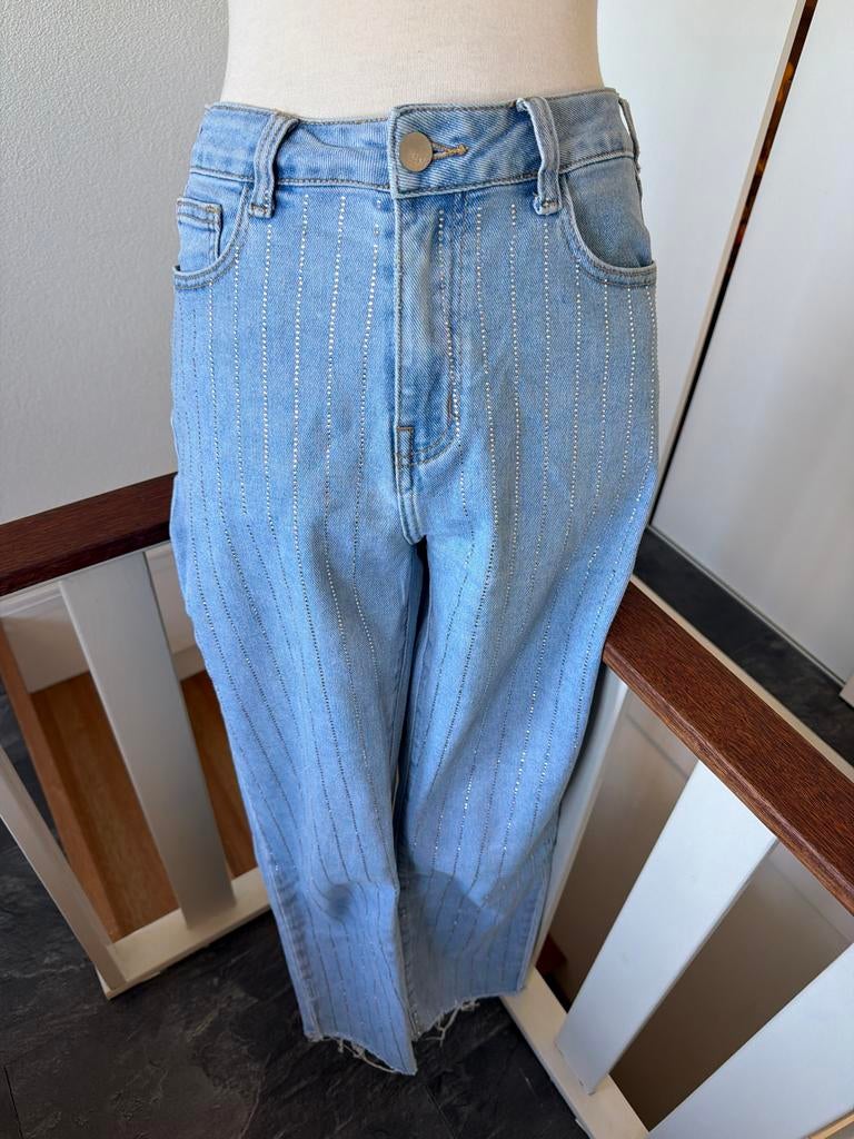 Redial Jeans met strass strepen - Maat 40, Ophalen of Verzenden, Zo goed als nieuw, Blauw, W30 - W32 (confectie 38/40)