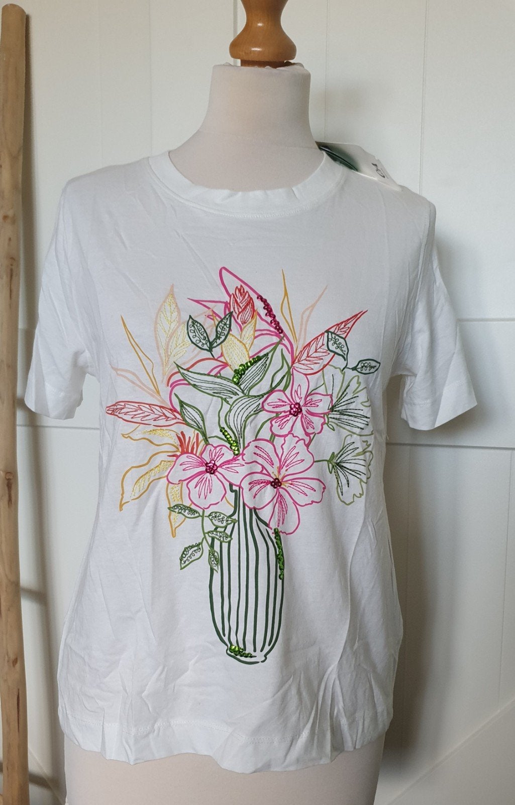 C&A T-shirt met bloemenprint en pailletten, maat M, Maat 38/40 (M), Wit, Nieuw, Ophalen of Verzenden