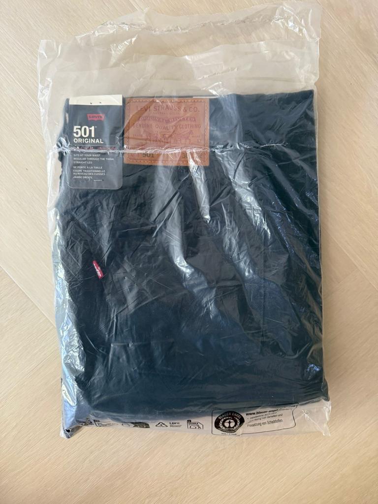 Gloednieuwe Levi's 501 Original Jeans - Diverse Maten, Ophalen of Verzenden, Nieuw, Blauw, Overige jeansmaten