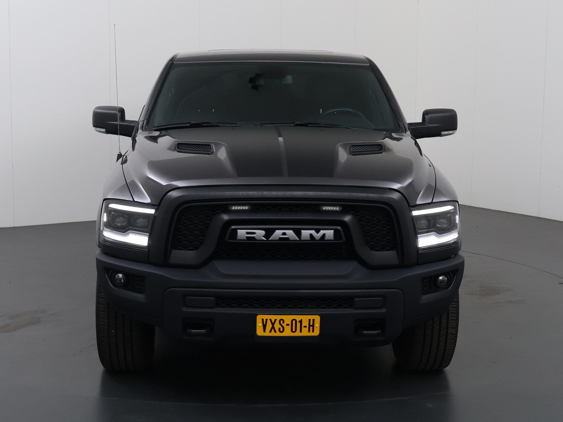 Dodge Ram 1500 5.7 V8 | 4x4 | CREW CAB | PRINS LPG | HUIFOPB, Automaat, Gebruikt, 5654 cc, Bedrijf