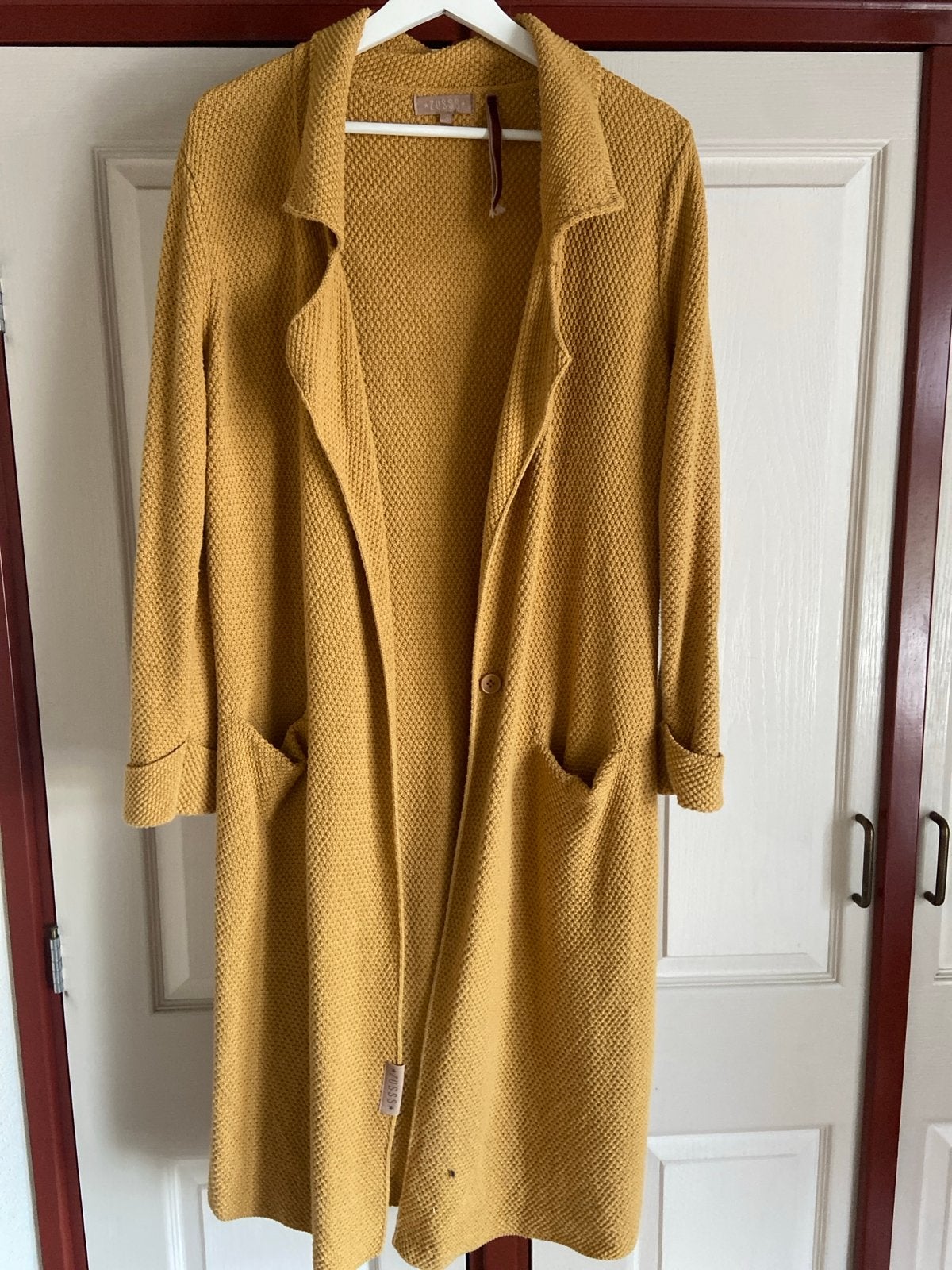 Zusss Lang Vest Okergeel Maat 1 (S/M) 100% Katoen, Kleding | Dames, Ophalen of Verzenden, Gedragen, Maat 36 (S), Geel