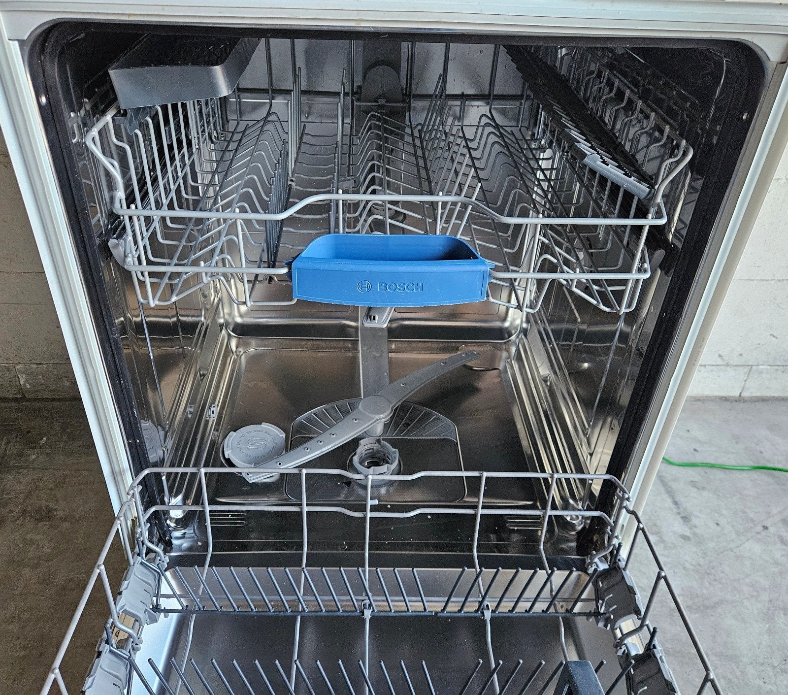 Foto 8 van zeer nette vaatwasser Bosch SMV86M50EU (inbouw) A++ zuinig!