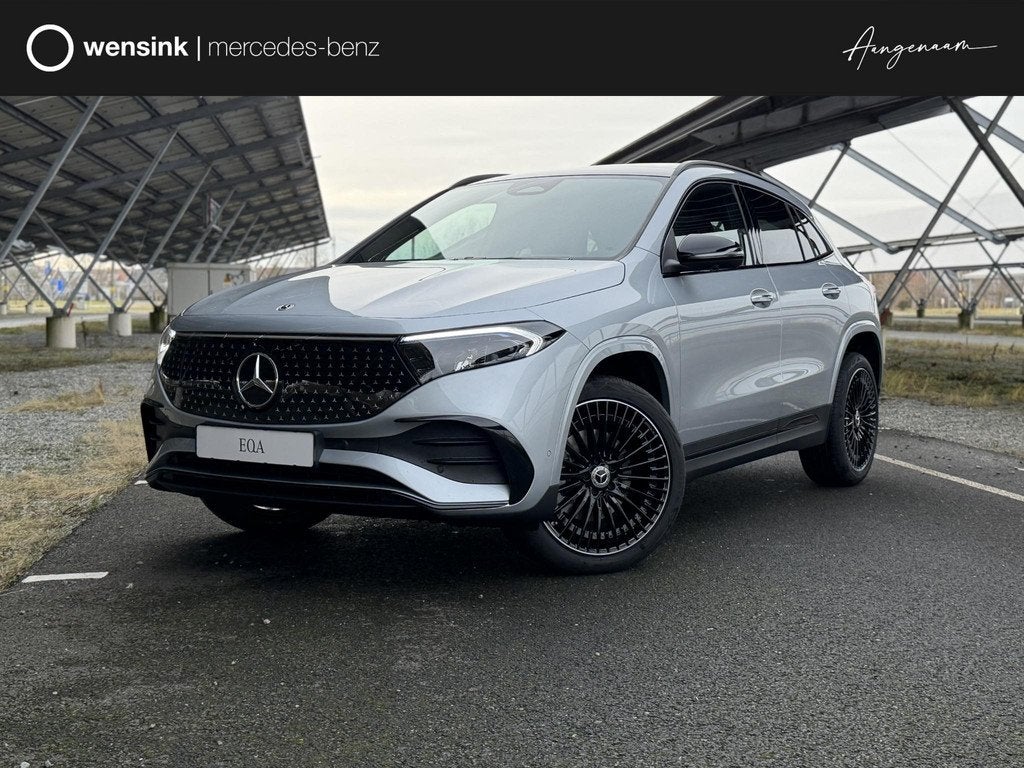 Mercedes-Benz EQA 250+ Business Solution AMG 71 kWh | Night, Auto's, Mercedes-Benz, Zwart, 445 min, Nieuw, SUV of Terreinwagen