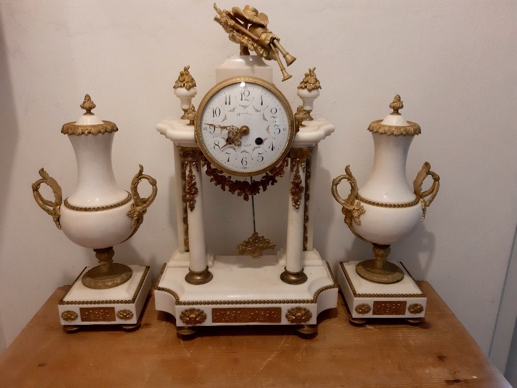 Vroeg antieke frans klokkenstel,marmer., Antiek en Kunst, Ophalen of Verzenden