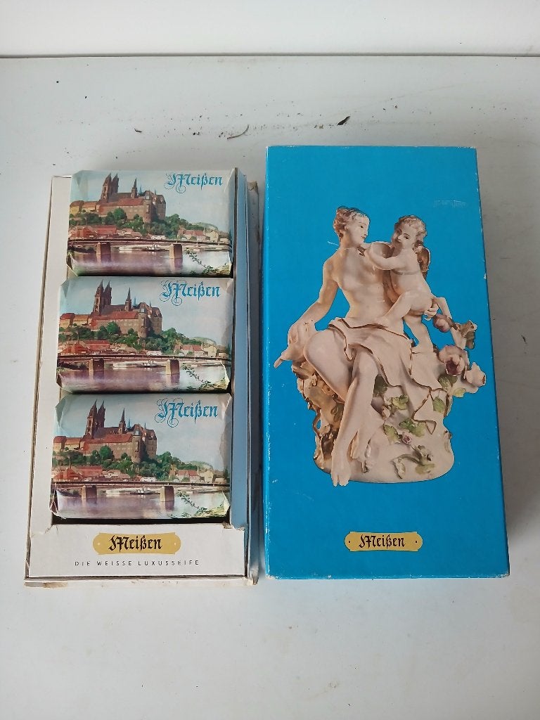 RARITEIT !!!  DDR geschenkverpakking Meißen zeep 3 x100 gr., Verzenden, Nieuw, Overige typen, Gevuld