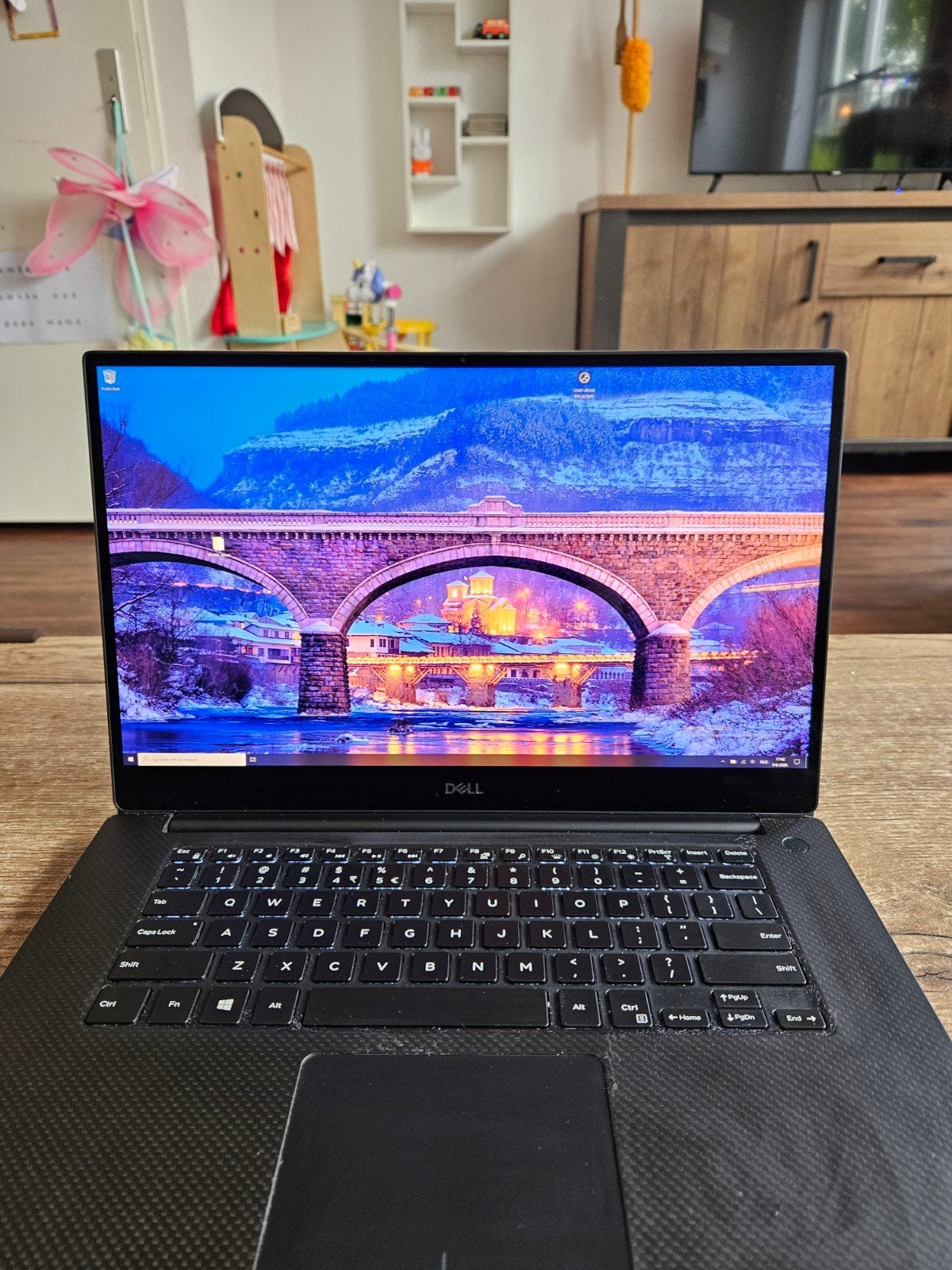 Dell xps 15 4k scherm, Computers en Software, Windows Laptops, Ophalen, Zo goed als nieuw, 15 inch, 2 tot 3 Ghz