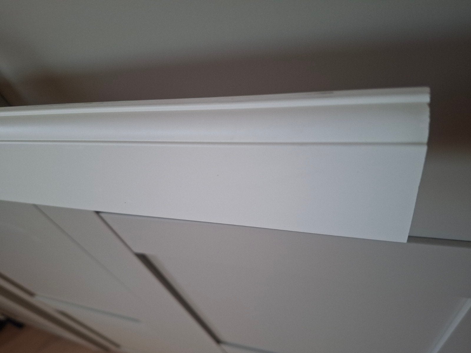 Mooie witte plinten, Ophalen, Lijsten, Zo goed als nieuw, Mdf