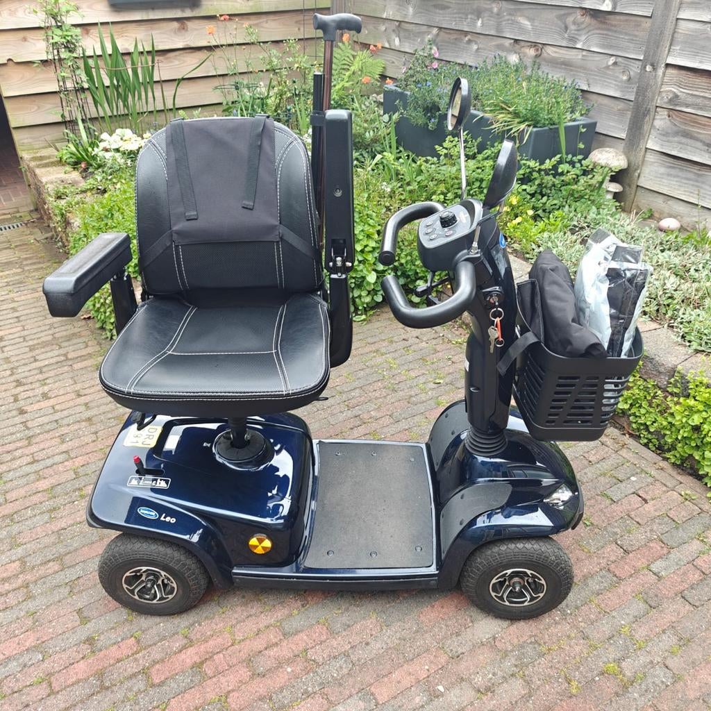 Scootmobiel, Ophalen, 16 km/u of meer, 46 km of meer, Invacare