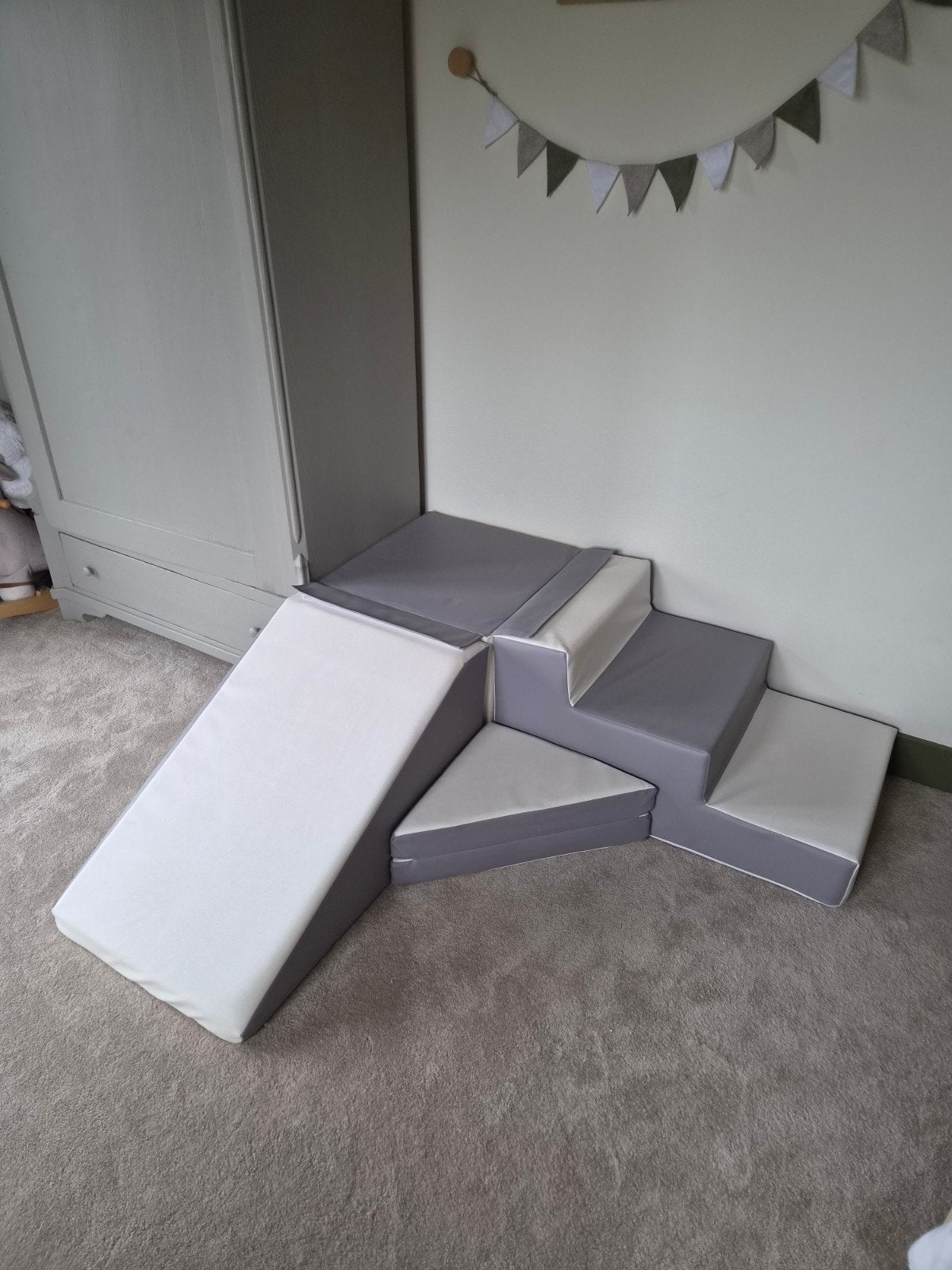 Foamblokken Glijbaan Speelset Grijs Wit, Kinderen en Baby's, Ophalen, Zo goed als nieuw, Overige typen