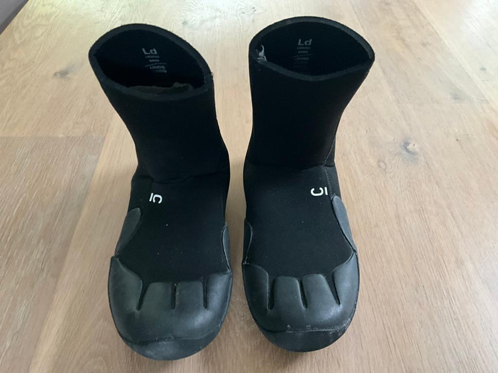 C-skins Legend surfschoenen, Watersport en Boten, Ophalen of Verzenden, Zo goed als nieuw