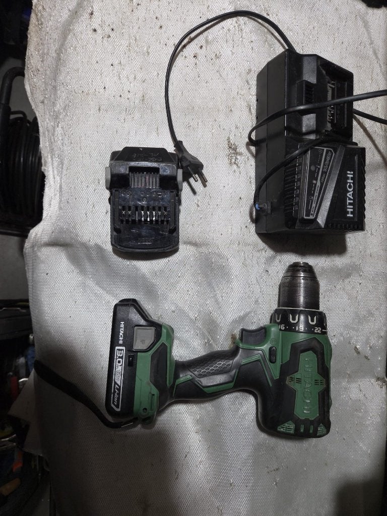 Hitachi	ds18dbsl, Ophalen, Gebruikt, Boor- en Schroefmachine