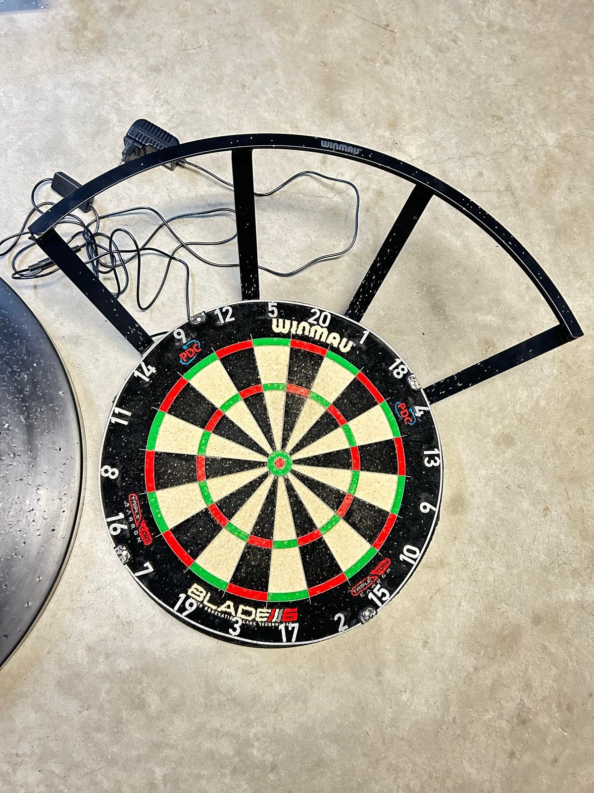 Winmau Dartborden met Verlichting en Surround, Ophalen of Verzenden, Gebruikt, Dartbord