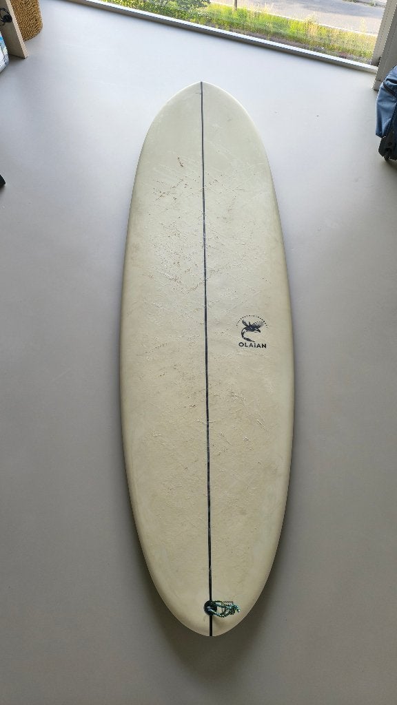 Surfboard olaian 6'4" 40L, Watersport en Boten, Golfsurfen, Ophalen, Gebruikt, Funboard, Met koord
