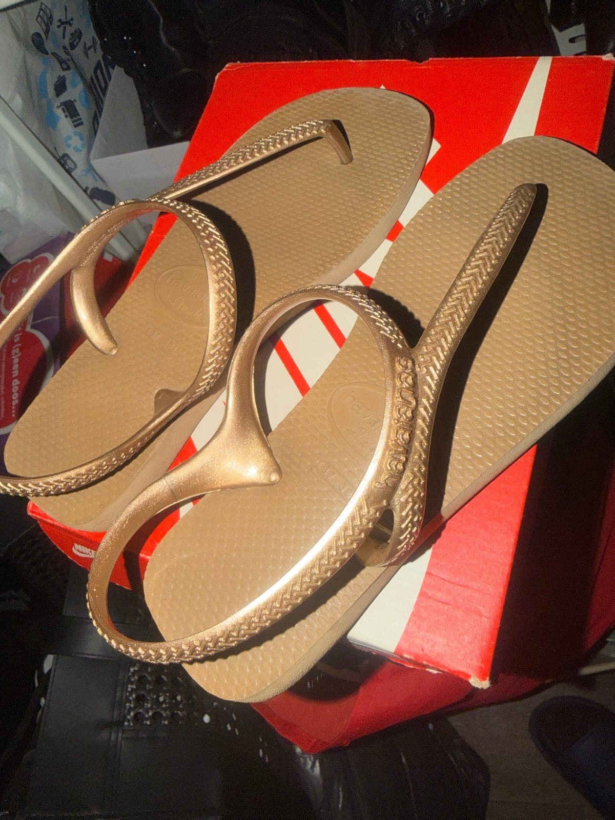 Gouden Havaianas sandalen - Maat 37/38, Ophalen of Verzenden, Zo goed als nieuw, Overige kleuren, Sandalen of Muiltjes