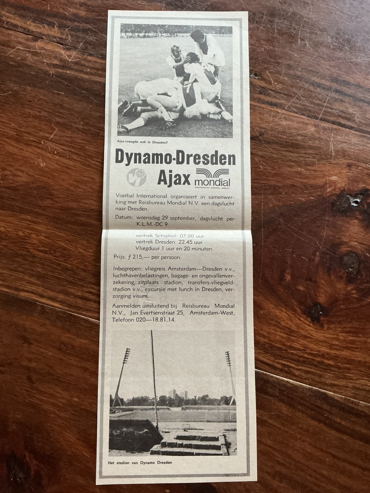 Voetbal reklame Dynamo Dresden Ajax 1970 Cruijff, Ophalen of Verzenden, 1960 tot 1980, Knipsel(s)