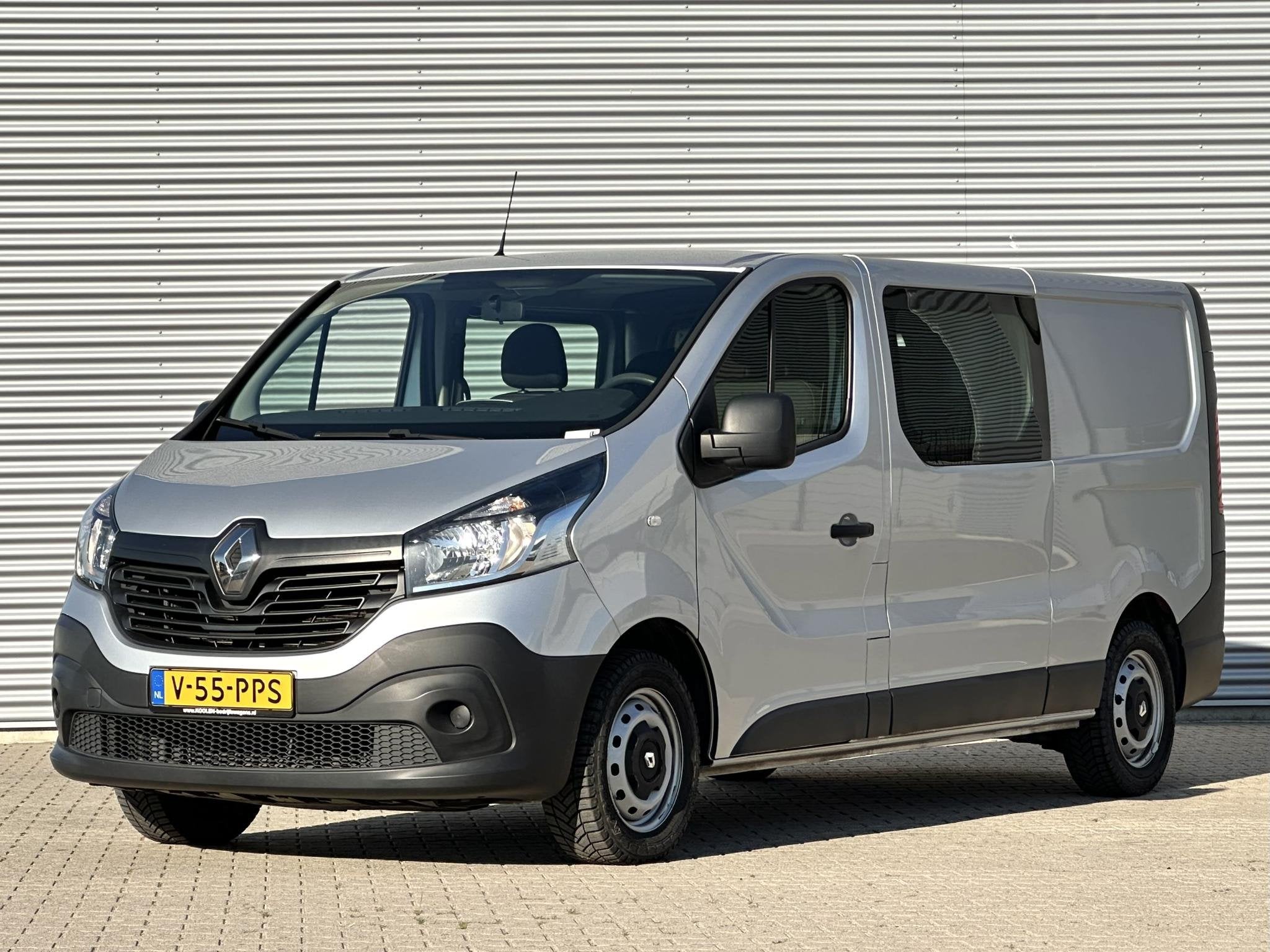 Renault Trafic 1.6 dCi L2H1 DC Dubble cabine MARGE BTW VRIJ, Voorwielaandrijving, Gebruikt, Euro 6, 2000 kg