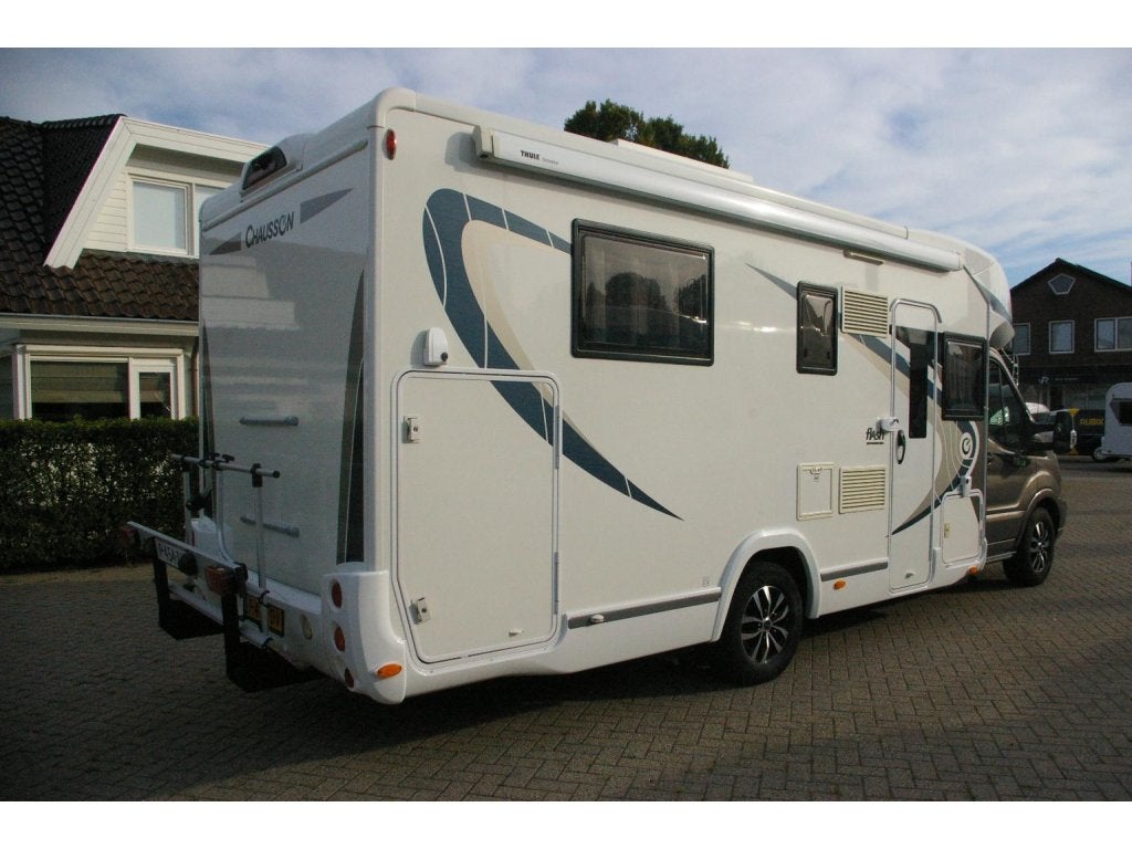 Chausson Flash 718 XLB Queensbed, Hefbed, Airco., Half-integraal, 7 tot 8 meter, Tot en met 4, Luifel