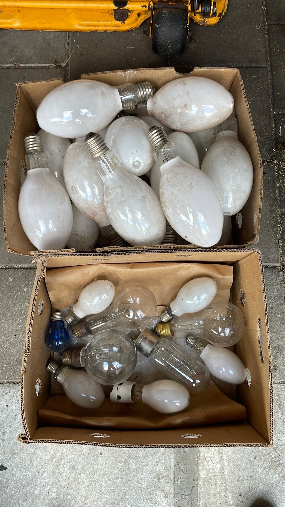 Oude gloeilampen en diversen lampen, Antiek en Kunst, Ophalen