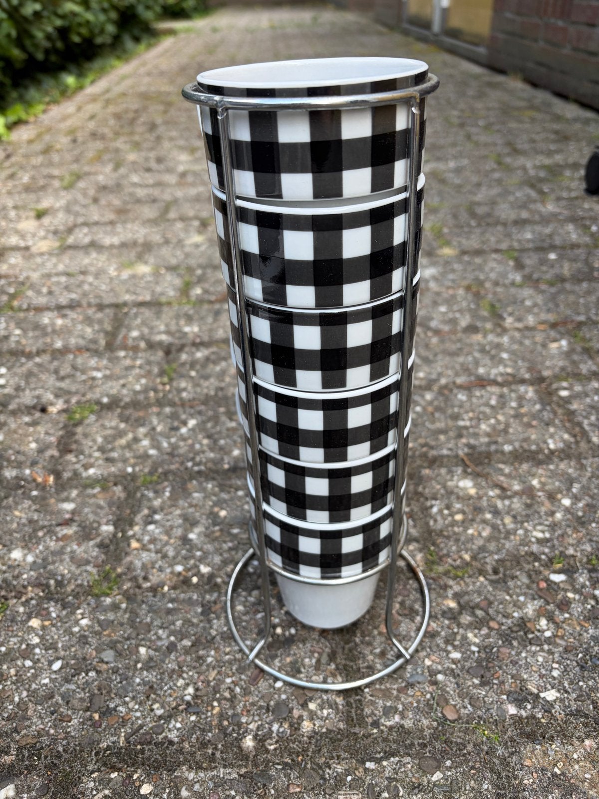 Set van 6 zwart-wit geruite kopjes met houder, Ophalen, Gebruikt, Keramiek, Modern