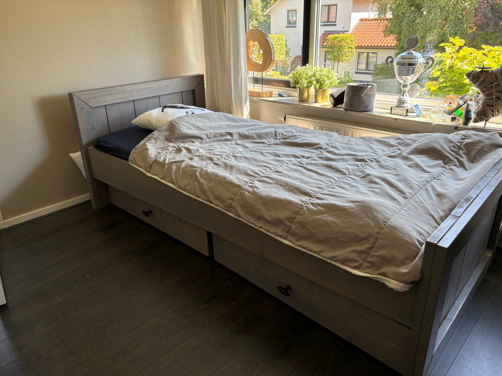 Eenpersoons houten bed, Huis en Inrichting, Slaapkamer | Complete slaapkamers, Ophalen, Zo goed als nieuw, Eenpersoons, Landelijk