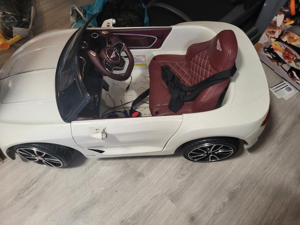 Bentley electrische kinderauto met defect, Kinderen en Baby's, Ophalen of Verzenden, Gebruikt